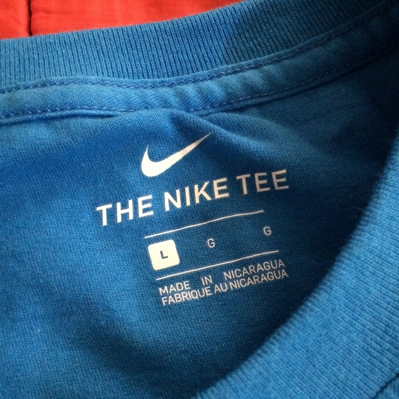 NIKE Large Men's Graphic T-Shirt (BNWT) - Picture 4 of 5